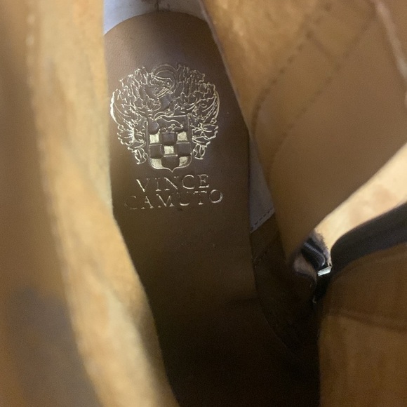 Vince Camuto Nevvina Genuine Cow Hair Leopard Print Heeled Bootie Sz 8.5M EUC - Picture 4 of 10